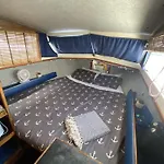 Cozy Boat In Nova Gaia, Porto Úszó hotel Vila Nova de Gaia