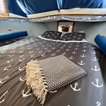 Cozy Boat In Nova Gaia, Porto Úszó hotel Vila Nova de Gaia