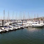 Cozy Boat In Nova Gaia, Porto