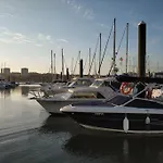 Úszó hotel Cozy Boat In Nova Gaia, Porto *