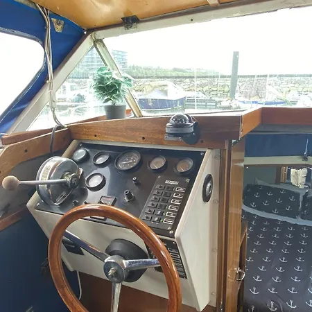 بوتيل Cozy Boat In Nova Gaia, Porto فيلا نوفا دي غايا