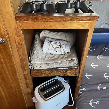 Cozy Boat In Nova Gaia, Porto Botel *