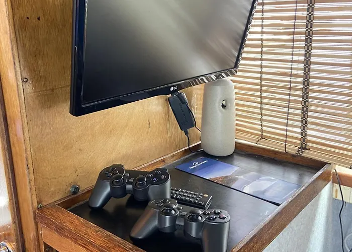 Cozy Boat In Nova Gaia, Porto فيلا نوفا دي غايا