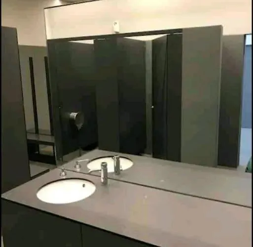 Cozy Boat In Nova Gaia, Porto *